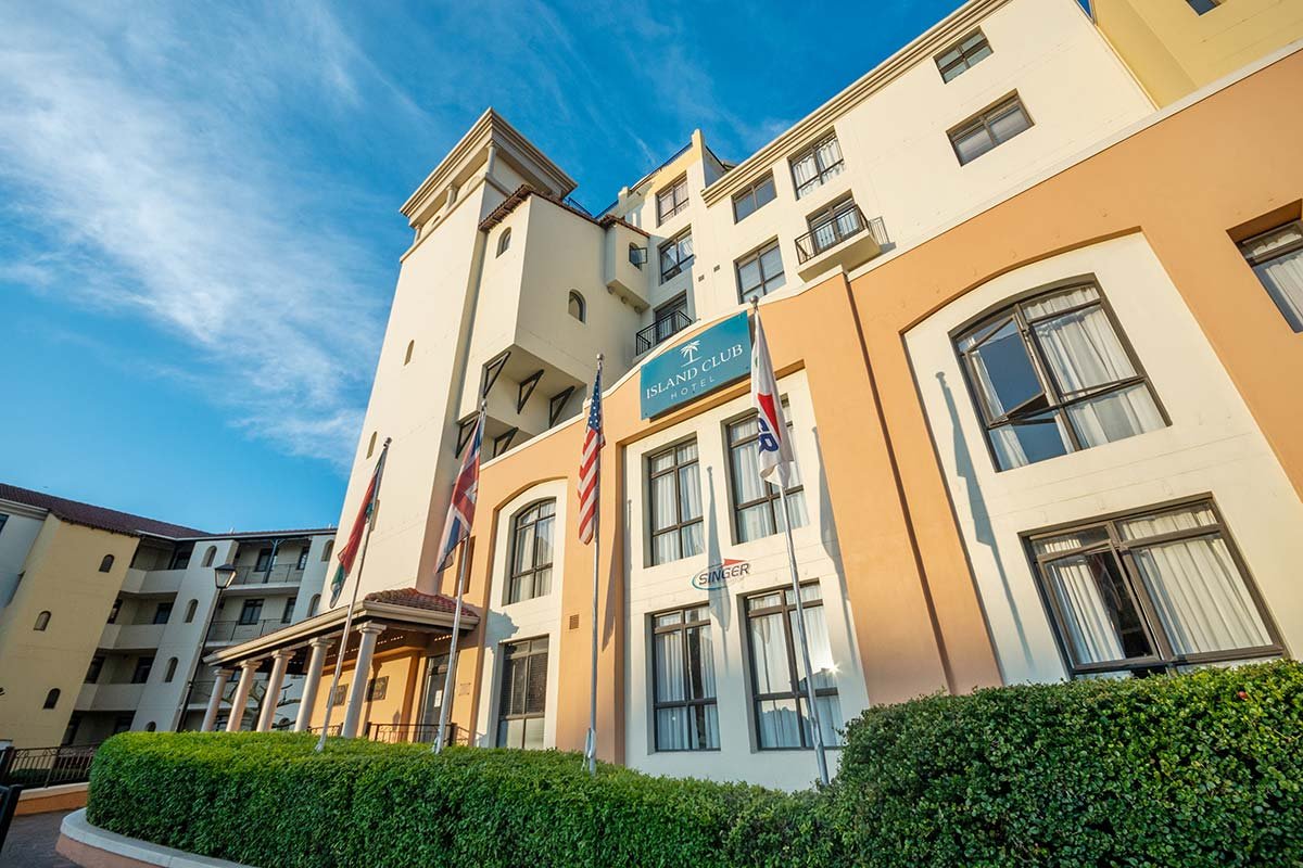 Island Club Hotel and Apartments